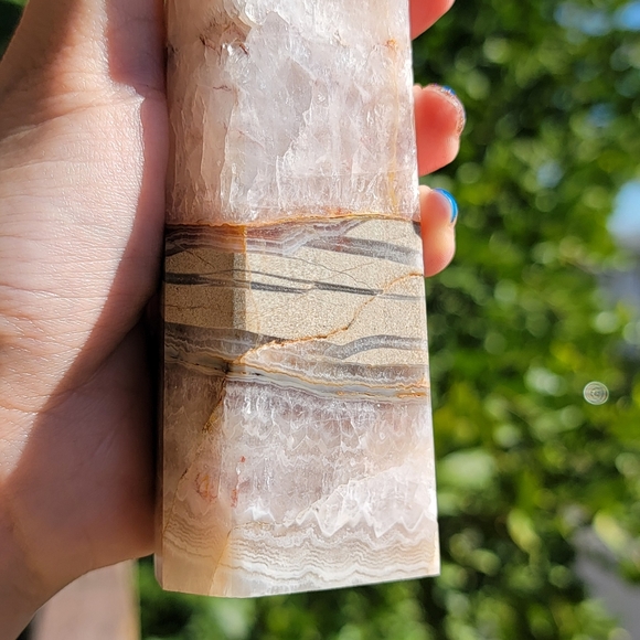 NEW 7.5" MEXICAN CRAZY LACE AGATE AND AMETHYST TOWER - Picture 8 of 9